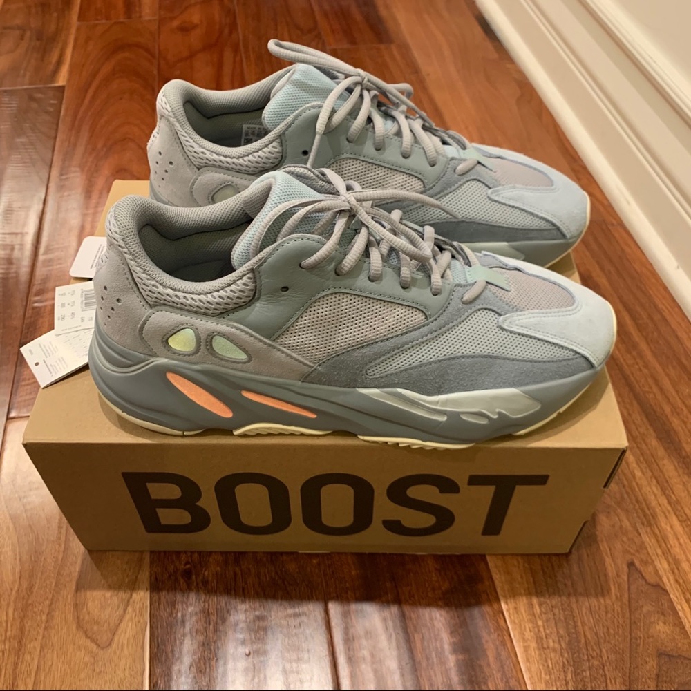 Adidas Yeezy Boost 700 Inertia Grey 3M Reflective